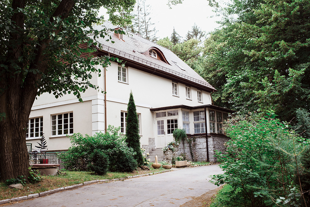 plenerowy slub w Mieszku i Jagience - naturalna fotografia